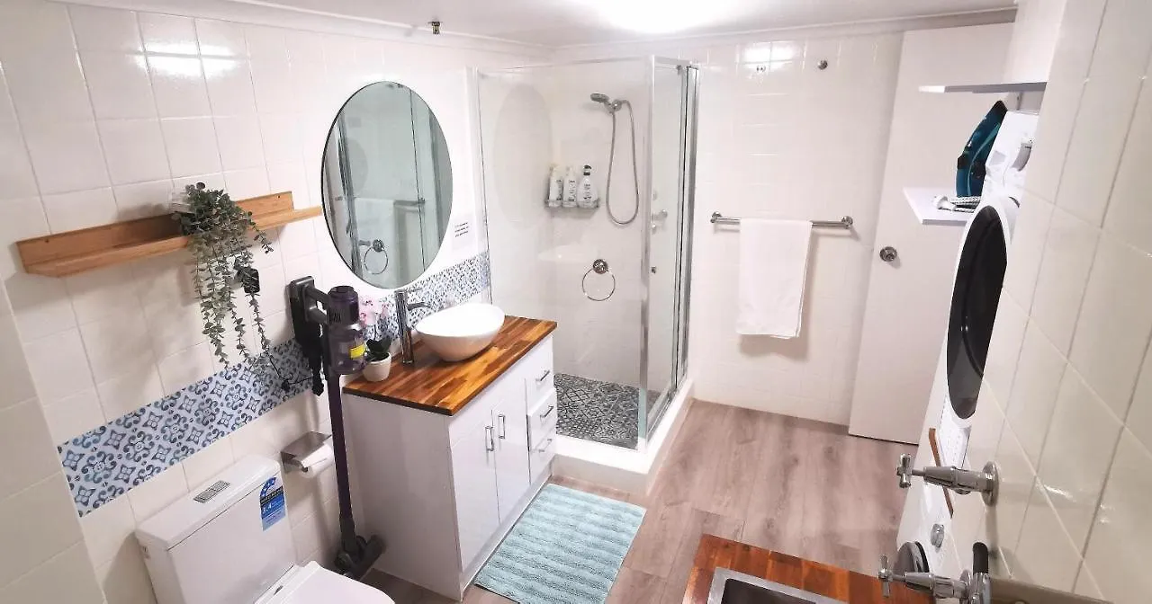 Beachside Modern Apartment In The Heart Of Surfers Paradise -Free Parking Gold Coast